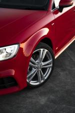 Audi A3 Sportback 35 TFSI S-Line 2018 года (AU)